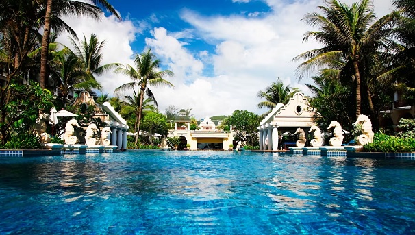 Patong Hotels Beach Hotel